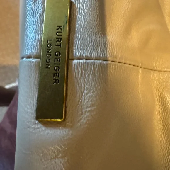 Kurt Geiger Chocolate Quilted Shoulder Bag - Picture 4 of 8